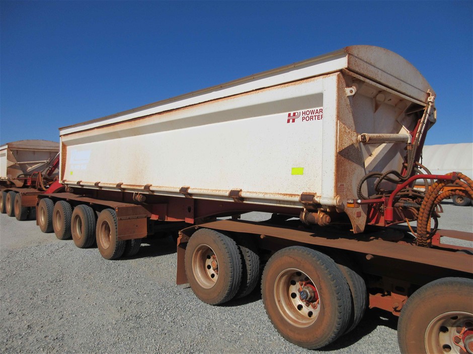 0.08 white bagette fancy cut diamond