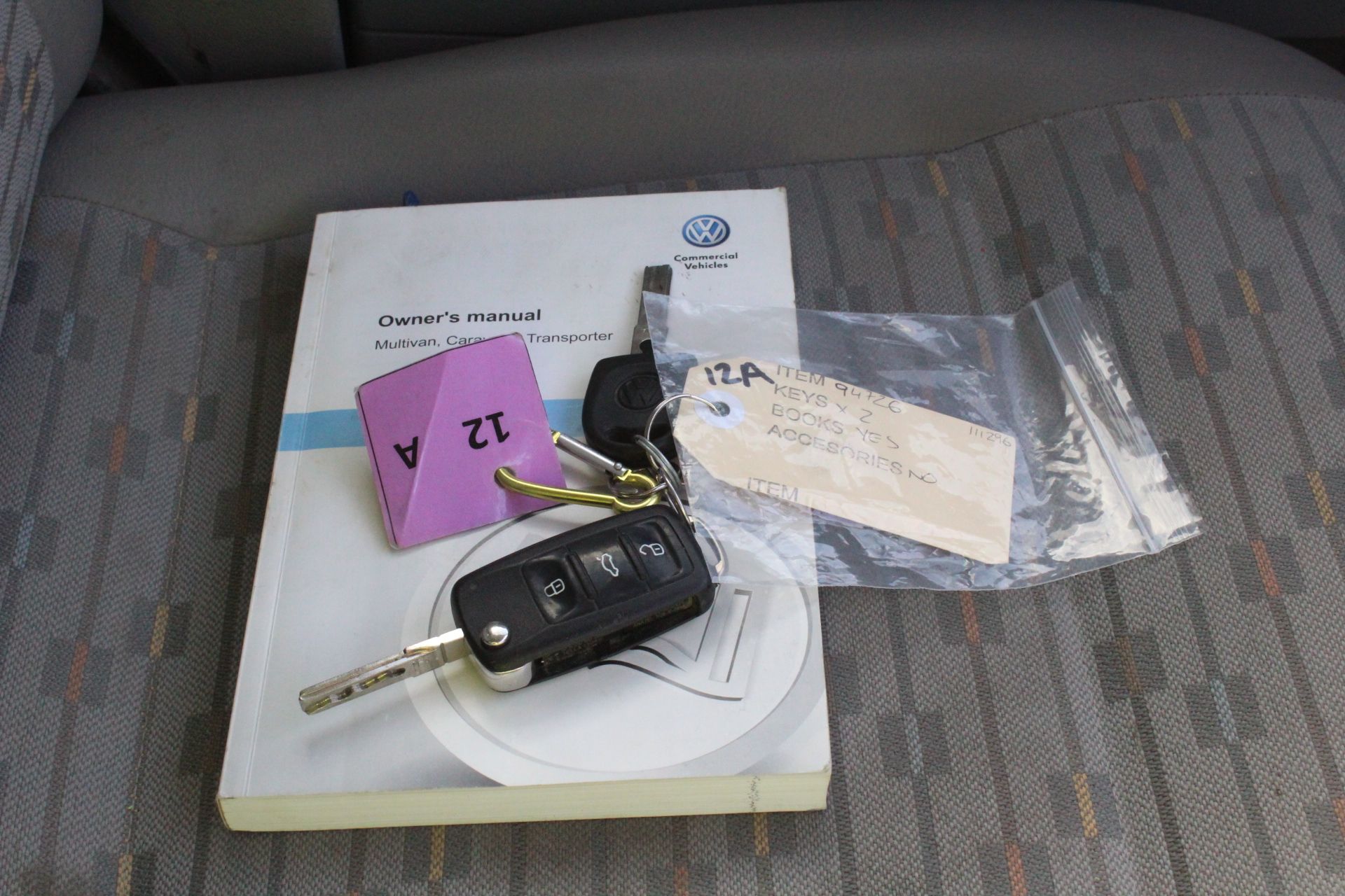 Pierre Delize Blanc De Blancs Brut NV (6x 750mL), France.