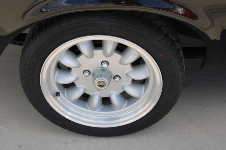 Wolf Blass Red Label Semillon Sauvignon Banc (6x 750mL)