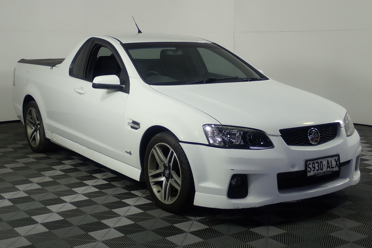 100 x Stainless Steel Cable Ties, 7.9mm x 250mm.