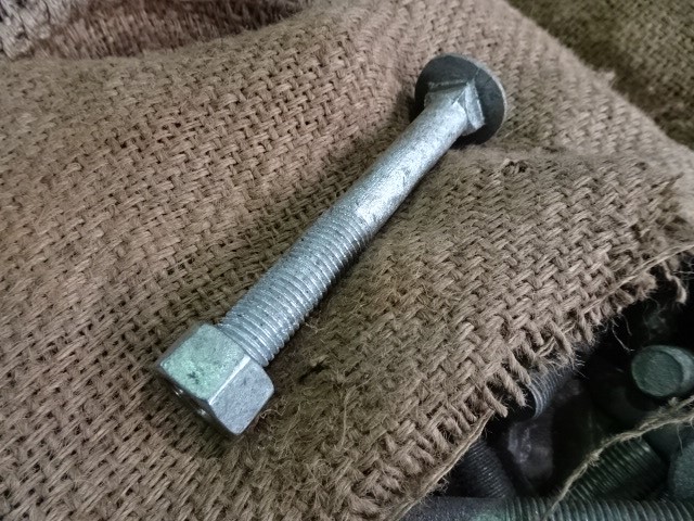 BABYLOVE Premium Nappy Pants Size 6 (15-25kg), 84 Count (2 x 42pc).