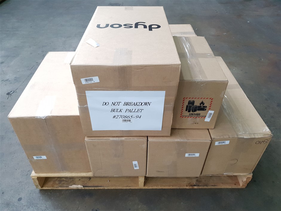 Box of 32pk U BY KOTEX Overnight Extra Long Pads w/ Wings. N.B: Not in orig