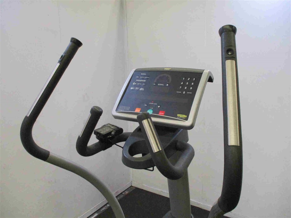 XBOX ONE Play & Charge Kit, Rechargeable Battery + USB-C Cable.