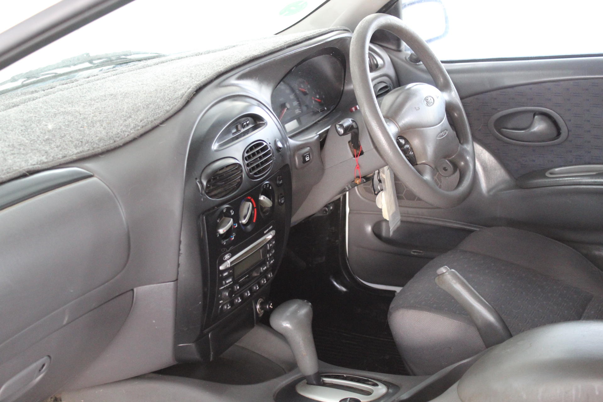 CALVIN KLEIN Women's High Rise Straight 27in Jean, Size 26, 99% Cotton, Vin