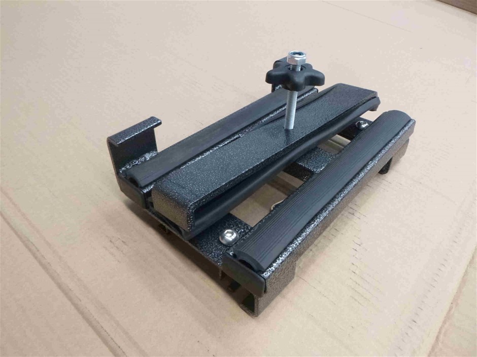 <p>2005 Hyosung GT Motorcycle</p>