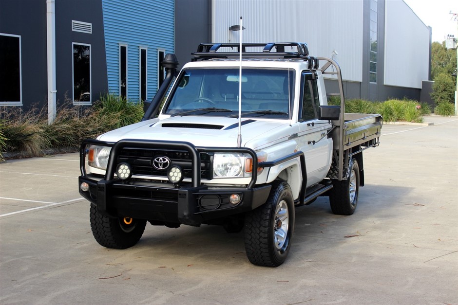 Fishbone Blue Chardonnay 2023 (6x 750mL) Geographe