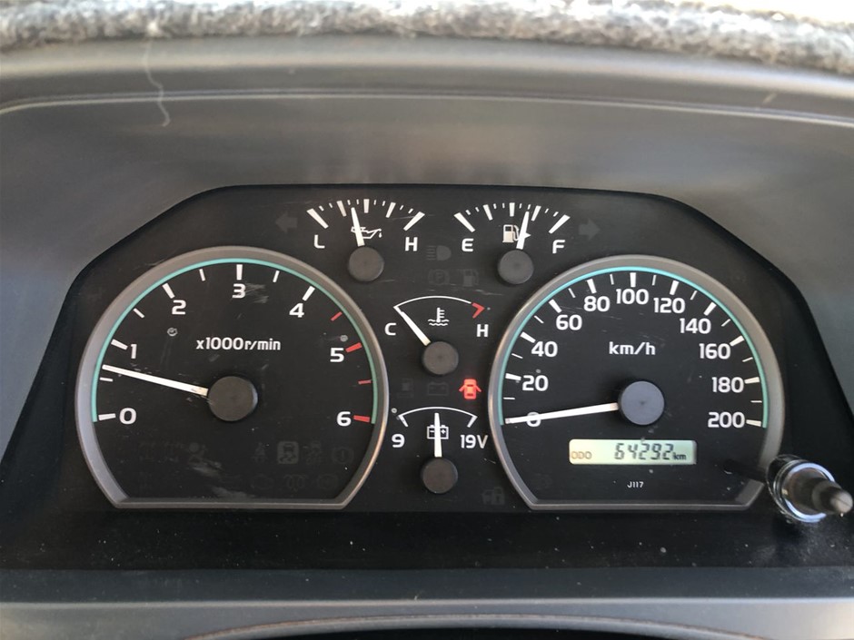 2 Carat round 2 white diamond each CVD Uncertified