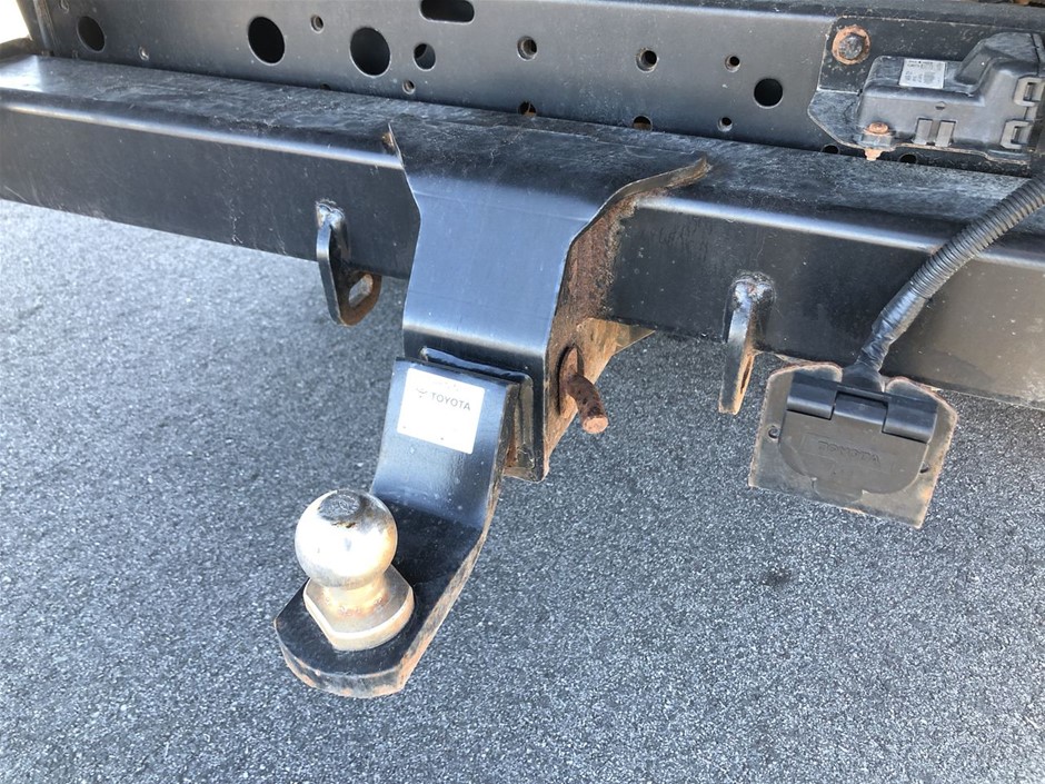 1.00 Carats Brilliant Polish Round Cut White Diamond CVD-Not Certified