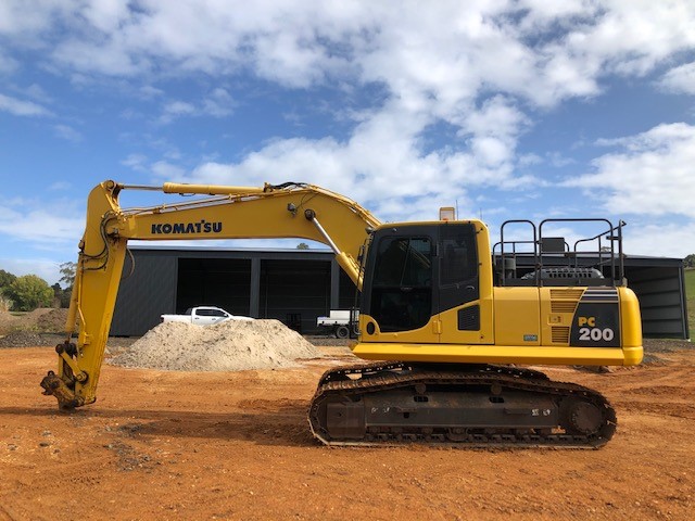 1966 Australia First & Last Queen Elizabeth Silver round fifty cents