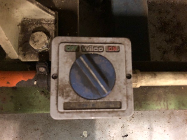 1/100 Scottdale x 2, 1g Valcumbi silver bars x 2 & 1 Kilo Copper Bar