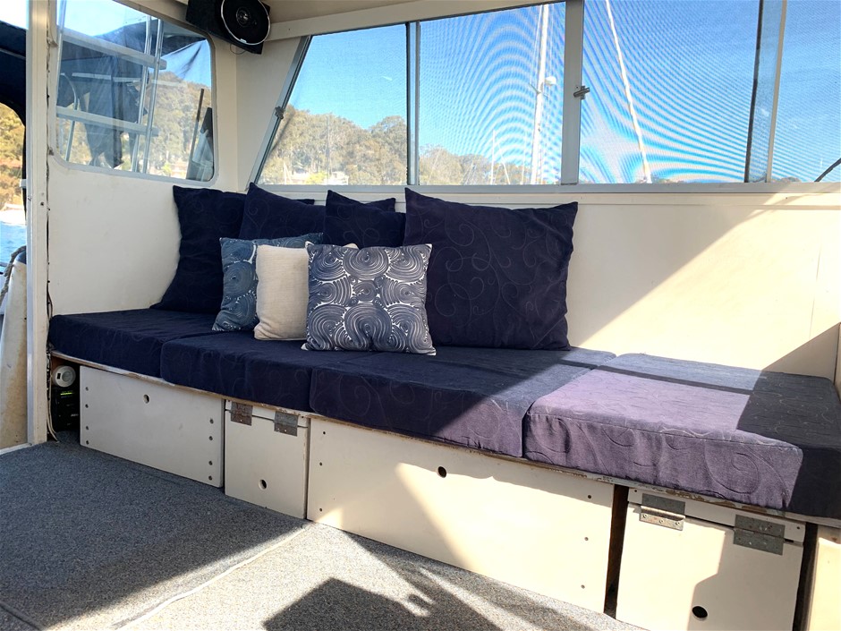 0.12 carat white round 4 diamond