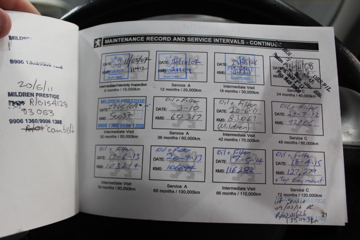 DeWALT 18V 5.0Ah XR Li-Ion Cordless Slide Battery.