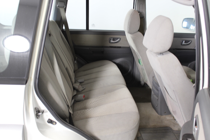 10 Packs of 1000 x VOREL Staples  10mmL x 11.3mmW x 0.7mmT.