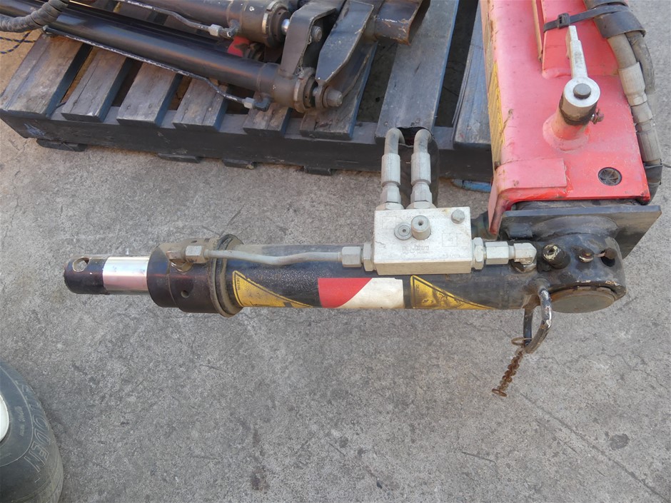 2 x 150pc Fibre Washer Assortments, Sizes; See Image.