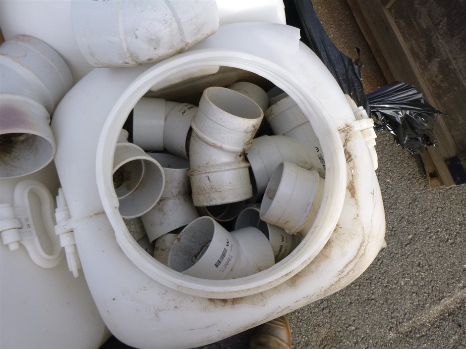 DKNY Women's Onika Lace-Up Sneakers, Size US10, Black/White.