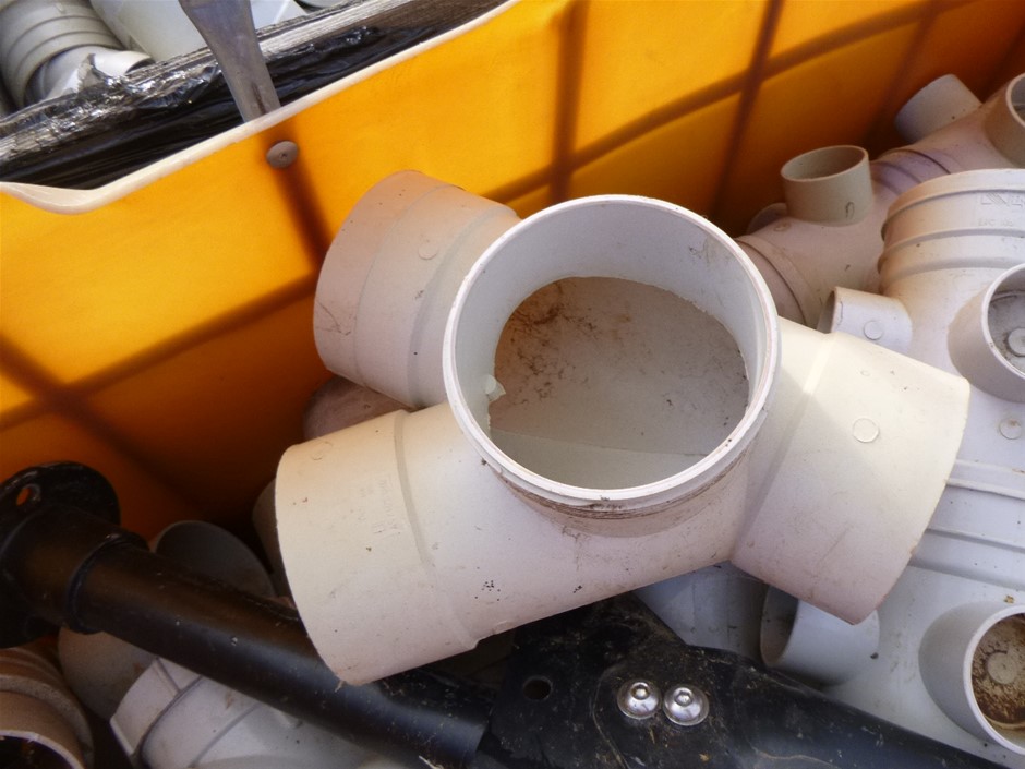 Amazon Basics Memory Foam Semicircular Neck Travel Pillow - Black