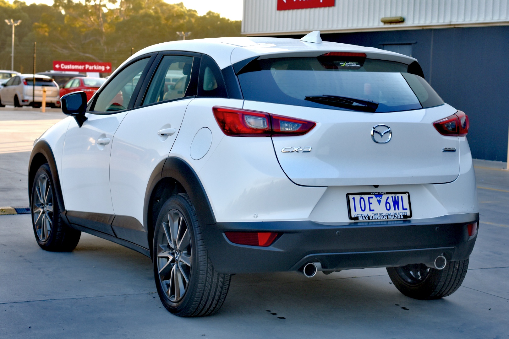 22K/ITALY Yellow bangle -(stamped 22K/ITALY)