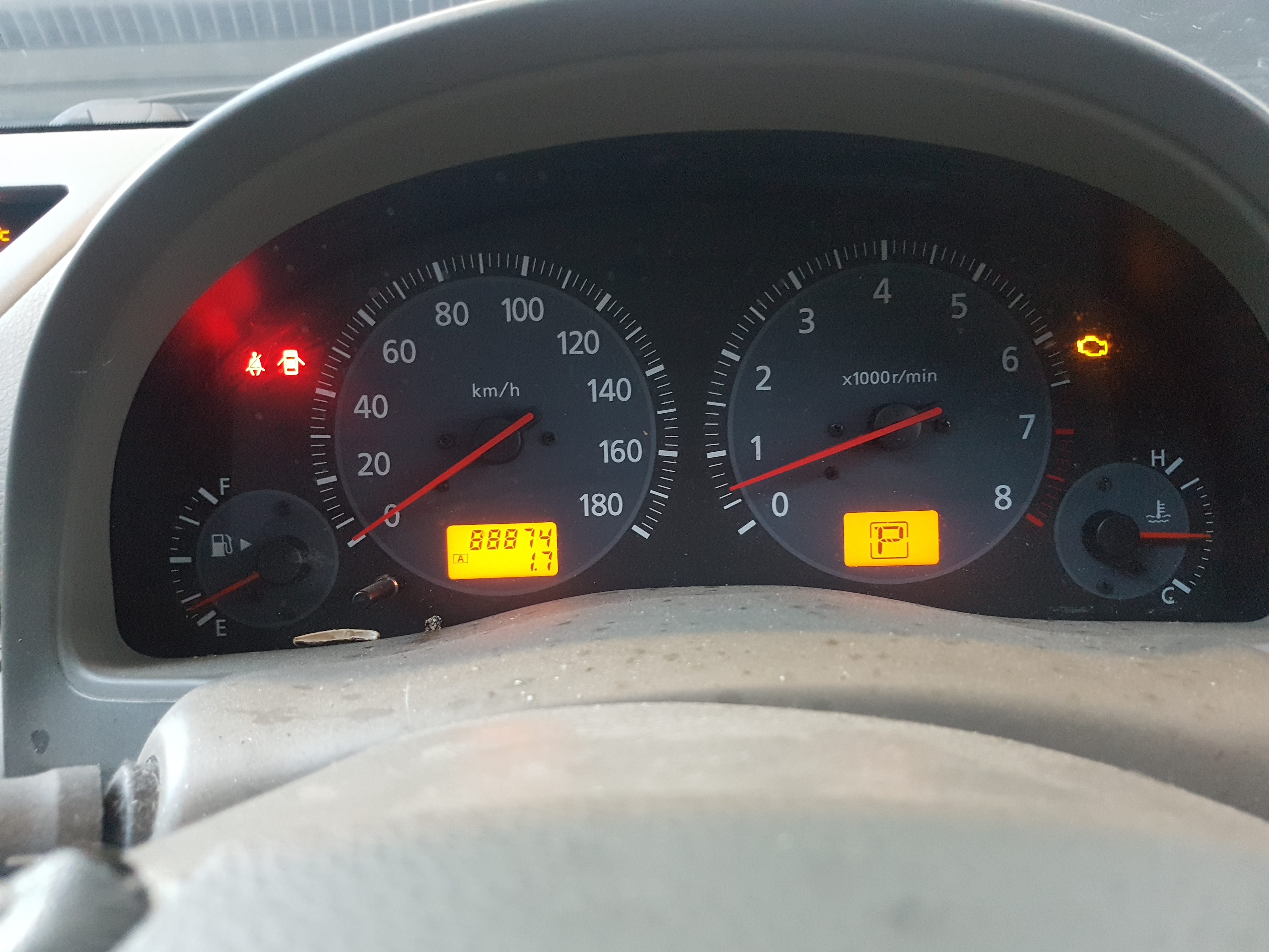 REEBOK Women's ID Train Racer Sports Bra, Pale Blue, Small.  Buyers Note -