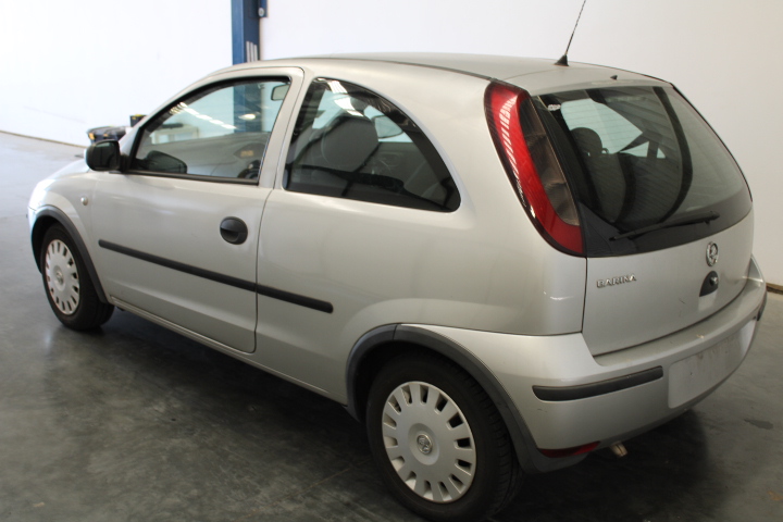 Night Merchant Vodka Lime And Soda Cans (24x 250mL) NSW