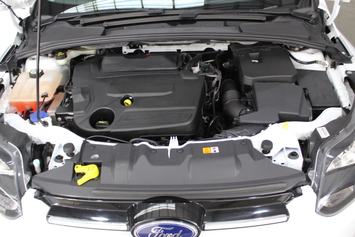 By The Vineyard Pinot Grigio (12x 750mL). SEA.