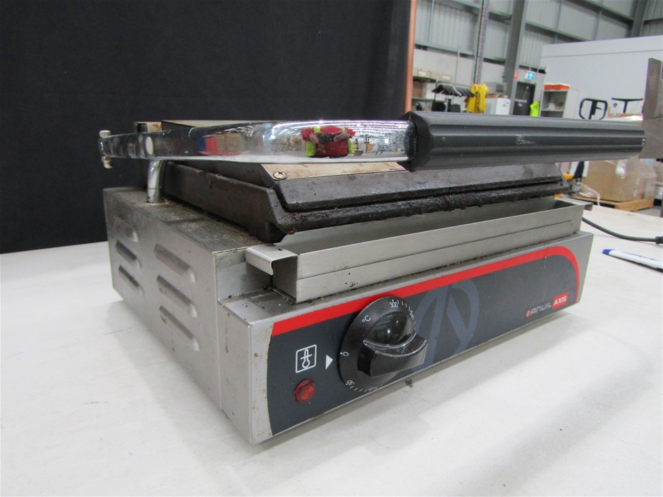 Squealing Pig Mid Strength Sauvignon Blanc (6x 750mL).