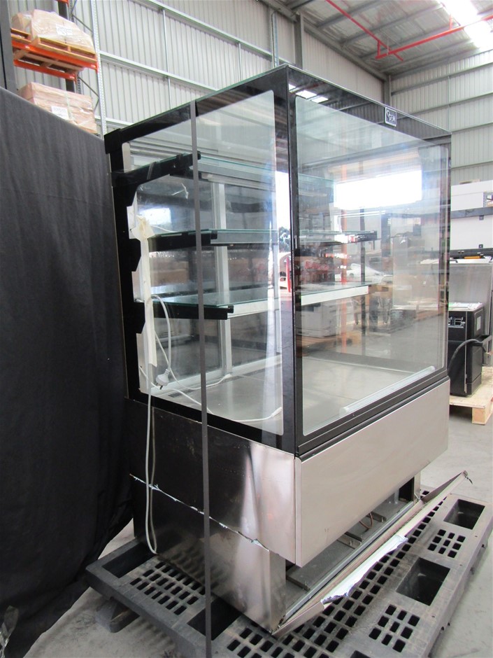 Wolf Blass Yellow Label Sauvignon Blanc  (6x 750mL).Current Vintage Release