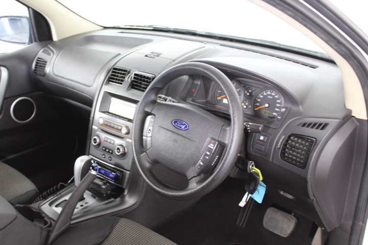 1/100 Scottdale gold bar x 2, 1 Gram Valcumbi bar x 2 & 1g Silver Bar x 2