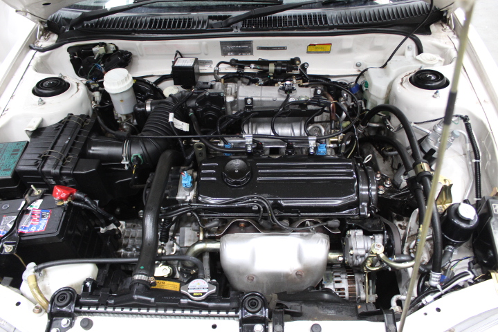 1966 Australia First & Last Queen Elizabeth Silver round fifty cents