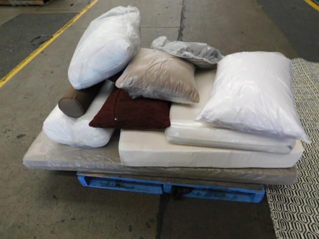 1/100oz Scottsdale Mint Gold Bar & 1 gram germania bar x 4