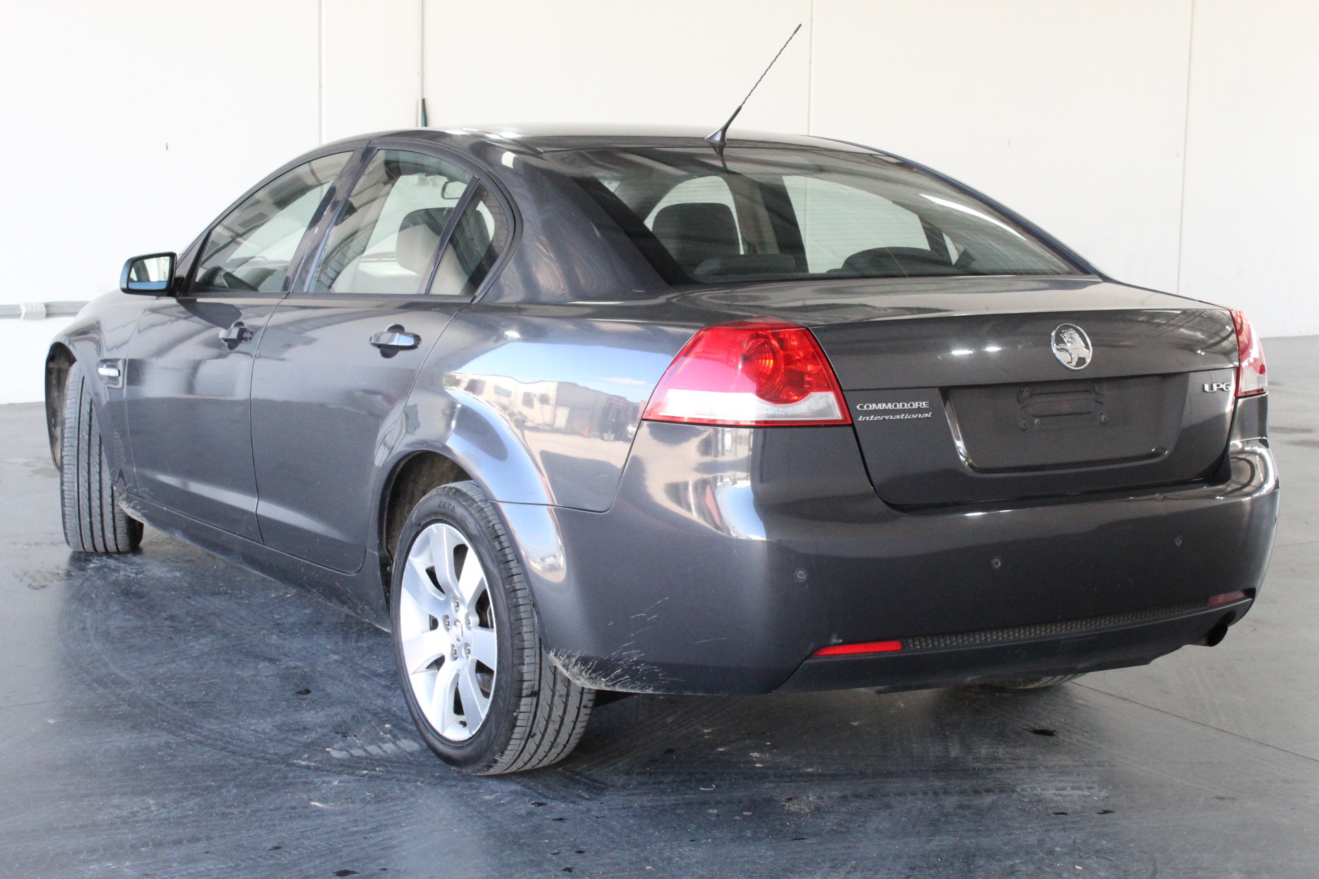 1927 Australia Silver Canberra Florin x 3