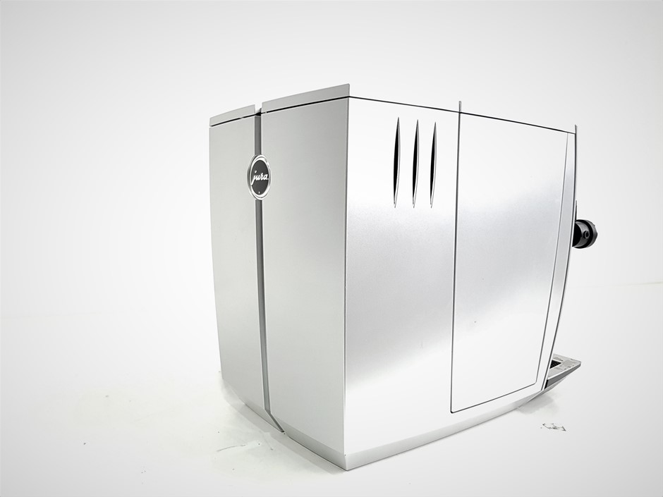 Jacqueline Blanc De Blancs Brut NV (6x 750mL), France.