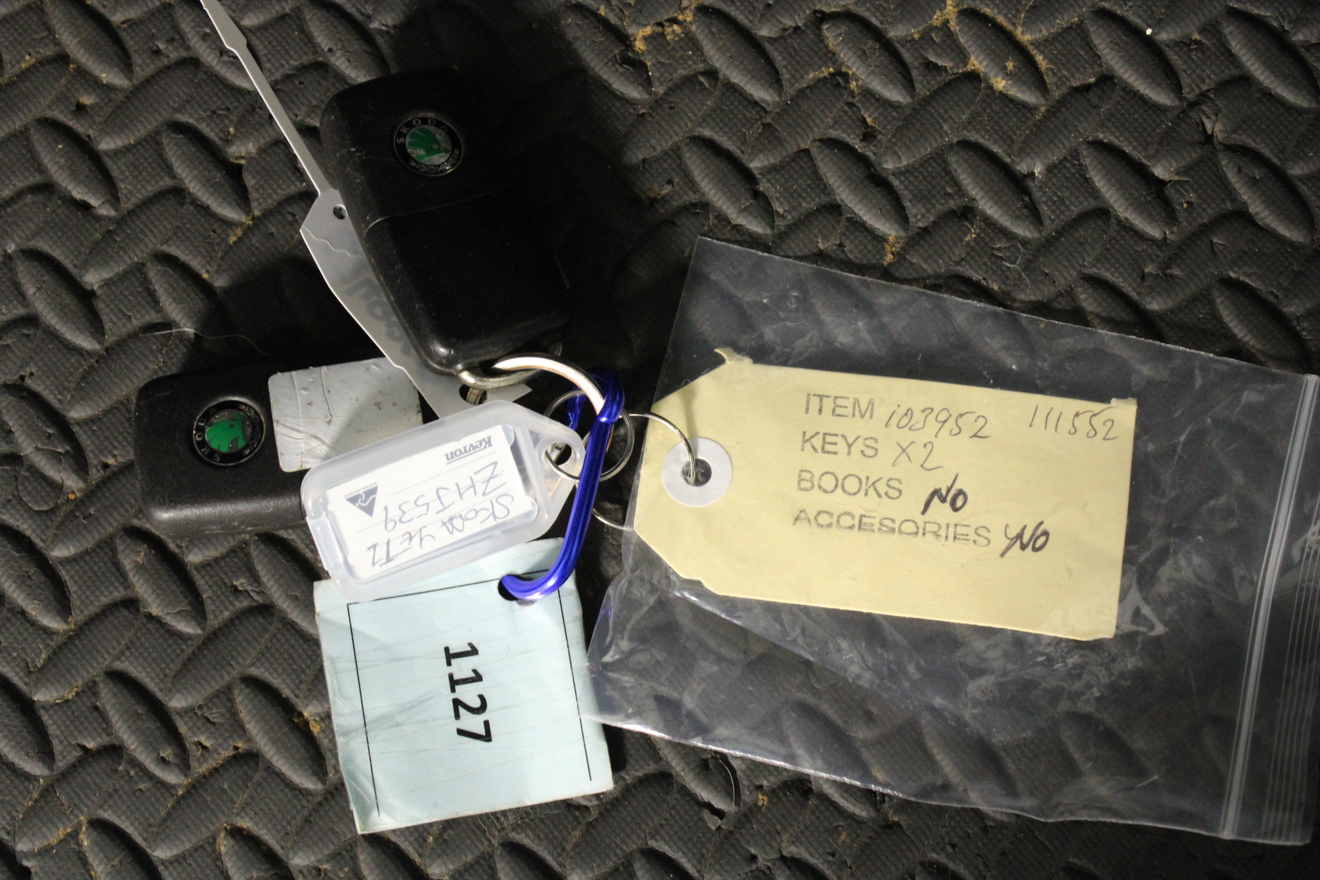 Casella Limited Release Cleanskin Cabernet Sauvignon 2012 (12x 750mL) SA