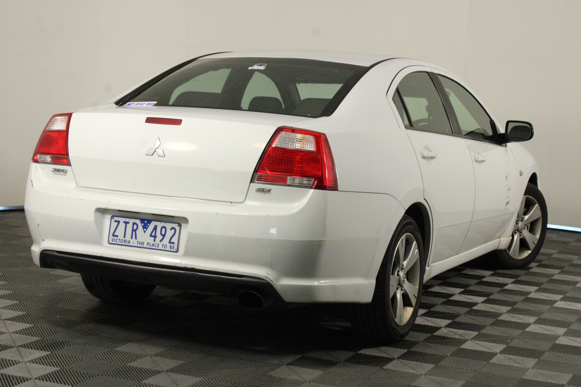 1966 Australia First & Last Queen Elizabeth Silver round fifty centsx4