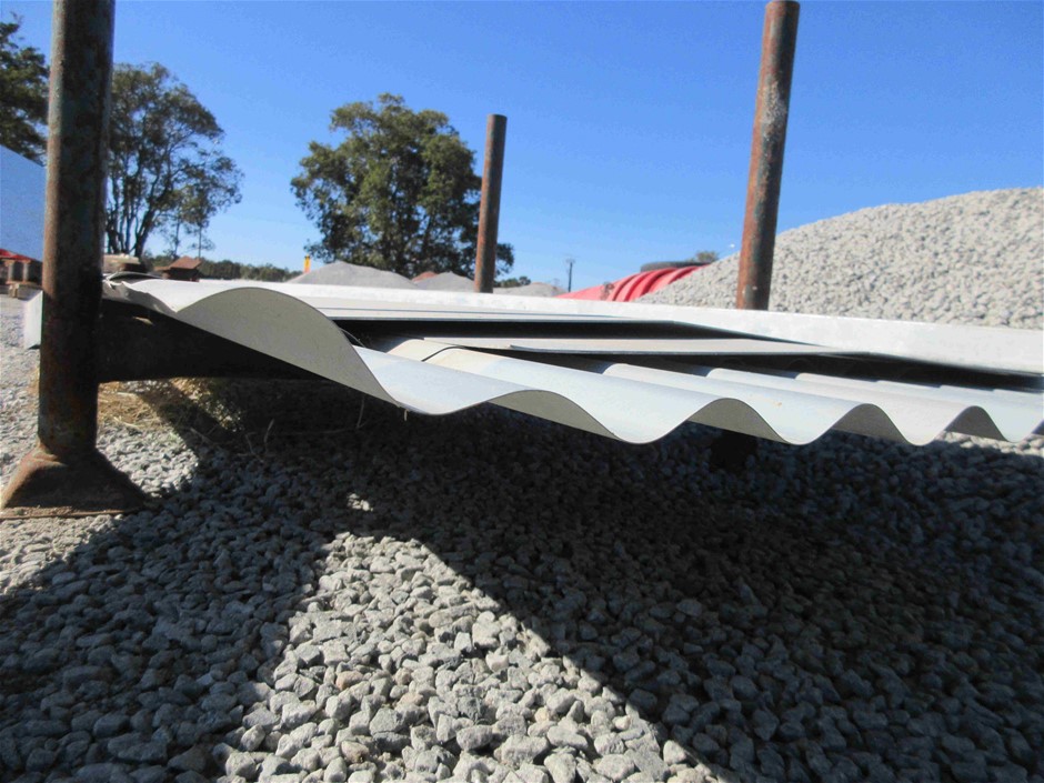 2.65 Carat White/off white diamond various bulk