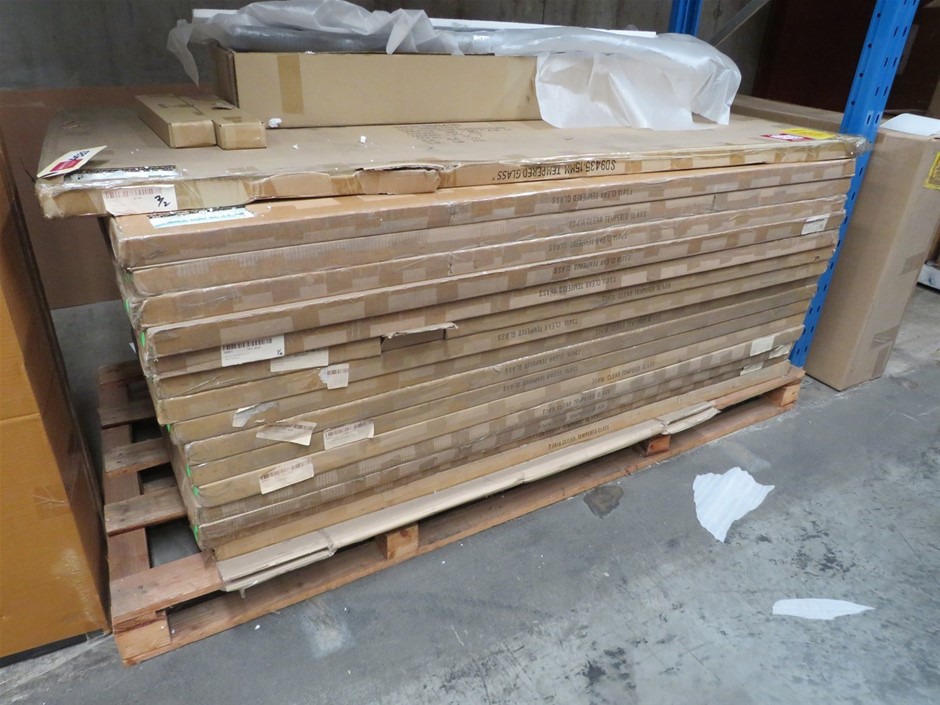 2025 KOBOLT KX11 Mini Excavator & Multiple Attachments (Unused)