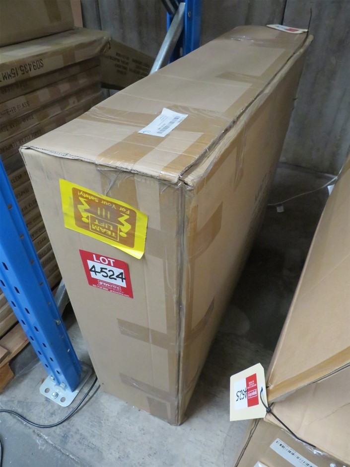 KX135 Excavator KUBOTA Engine with Multiple Attachments (Unused - 2026)