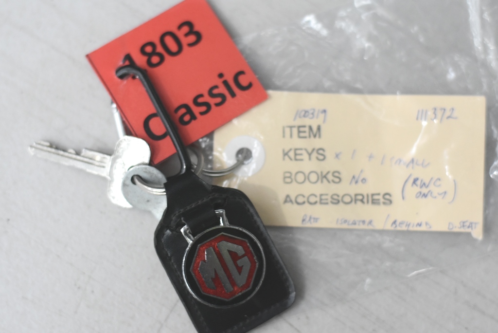 FITBIT Charge 6 Advanced Health and Fitness Tracker with Google Apps, Built