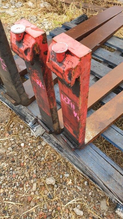 Wolf Blass Wines Black Label 1974 (1x 750mL), South Australia. 5* Prov