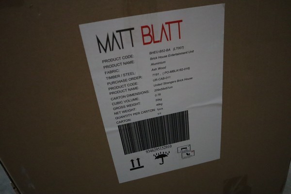 Duchesse De Paris Brut Blanc De Blancs NV (6x 750mL), France.