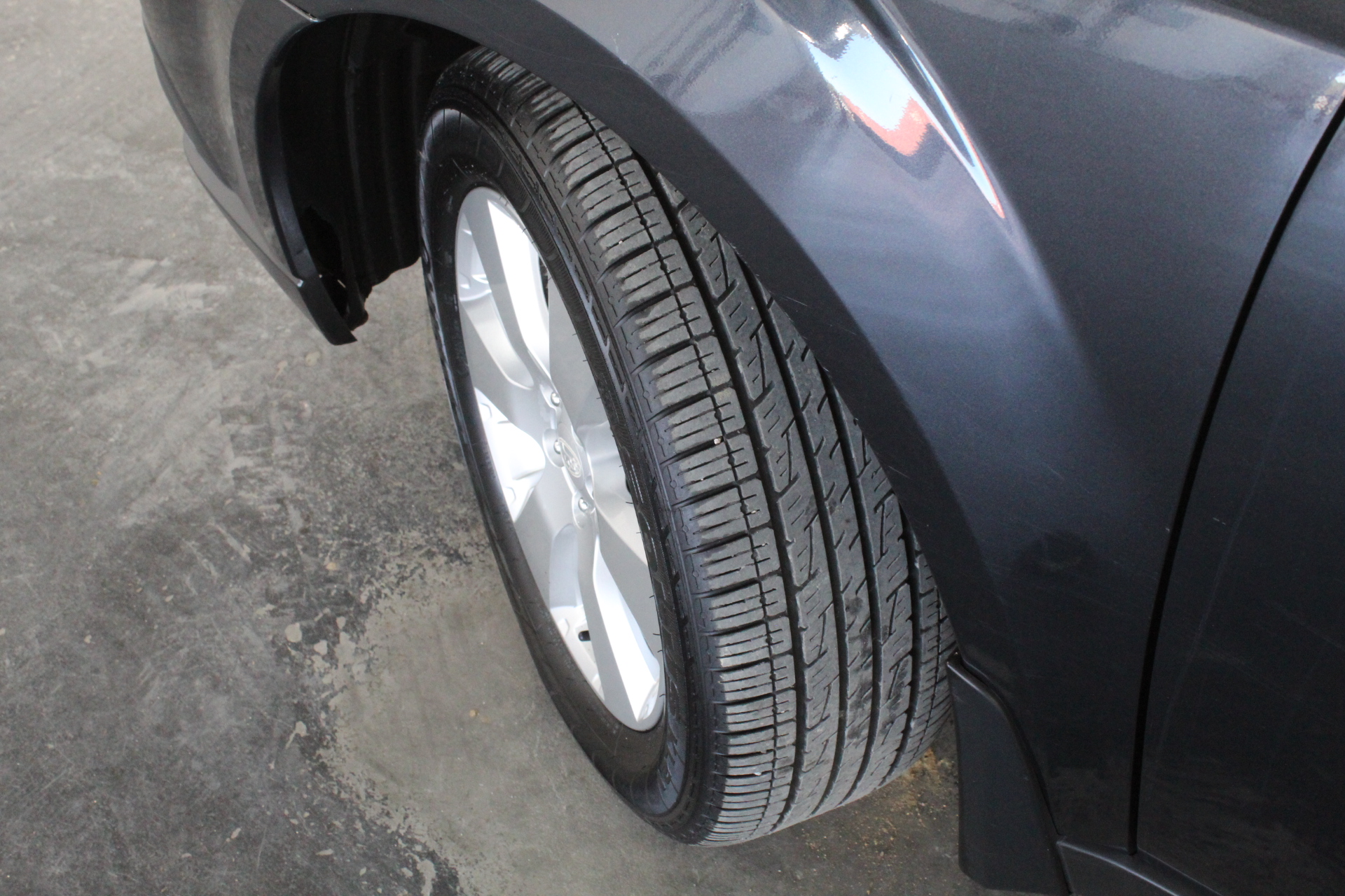 Wolf Blass Yellow Label Shiraz (6x 750mL). SA