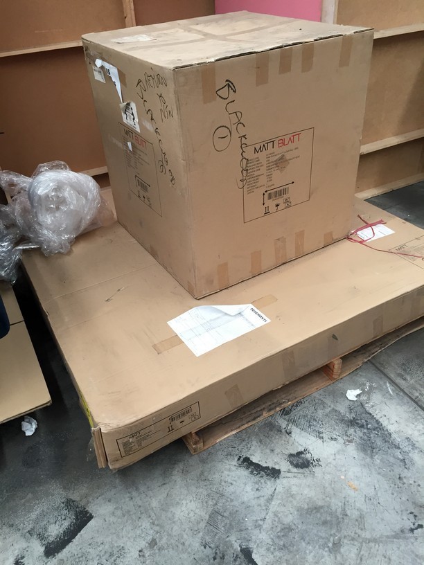 Quantity of 1 17.5-25 Earthmoving Tyre (Unused)