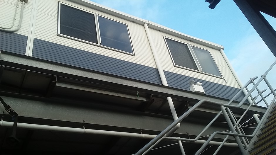 Dual Toilet/Shower Block (Unused)