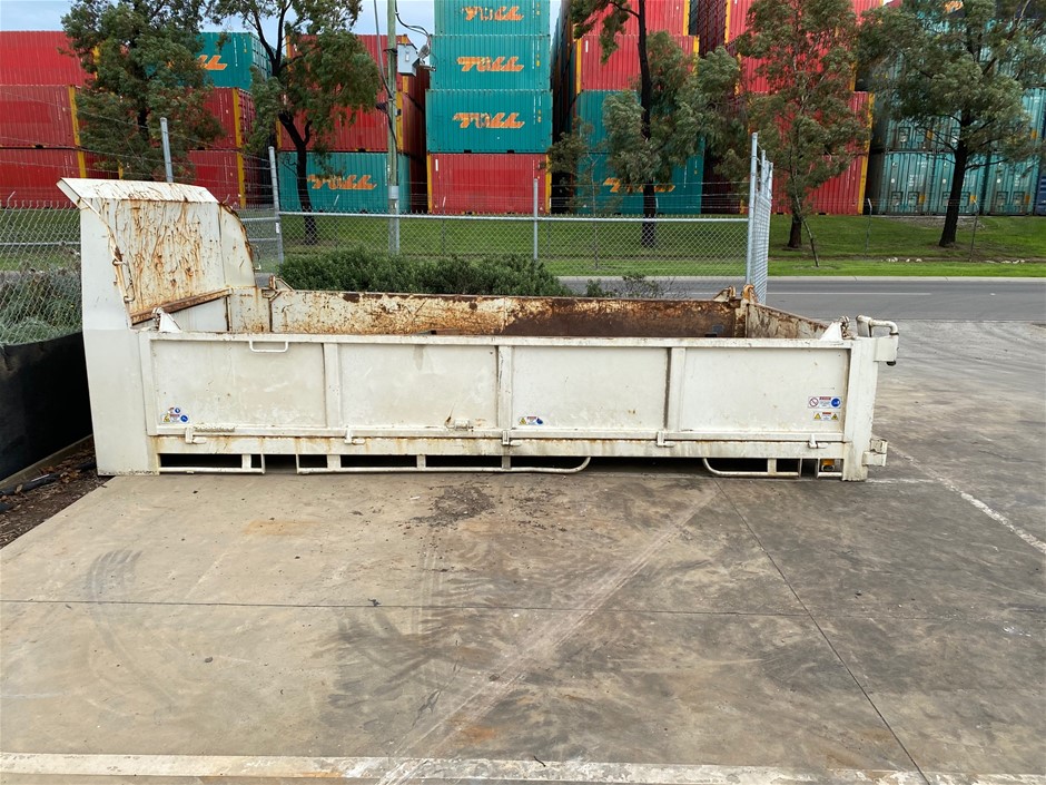 0.25ct Wave Shape Simulated Diamond 925 Sterling Silver Ring - Size 9