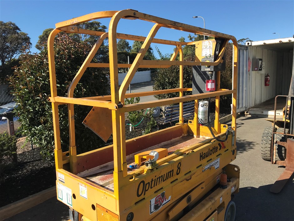 1.5ct Pear Cut Simulated Diamond 18K Gold Filled 925 Silver Ring - Size 8