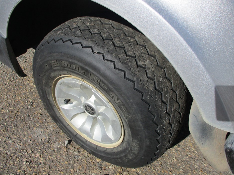 Dainty Four Leaf Clover Simulated Diamonds 925 Silver Tennis Bracelet