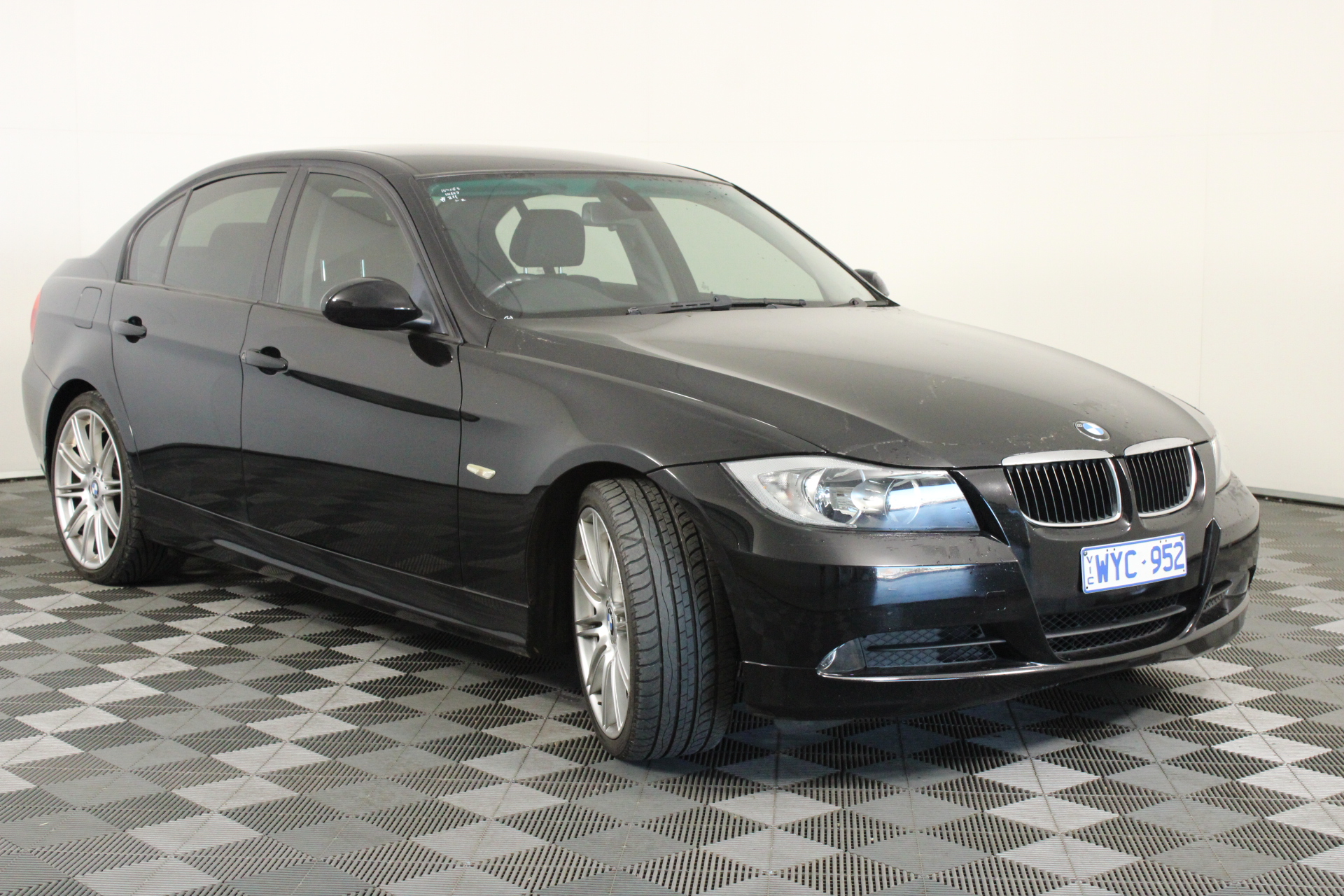 <p>MMS 36C Mini Loader(Unused)</p>