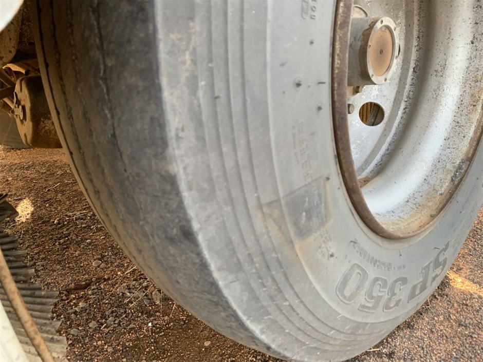 FOODSAVER VS2198 Cut and Seal Machine, Sous Vide, Moist, Dry, Marinate, Pul