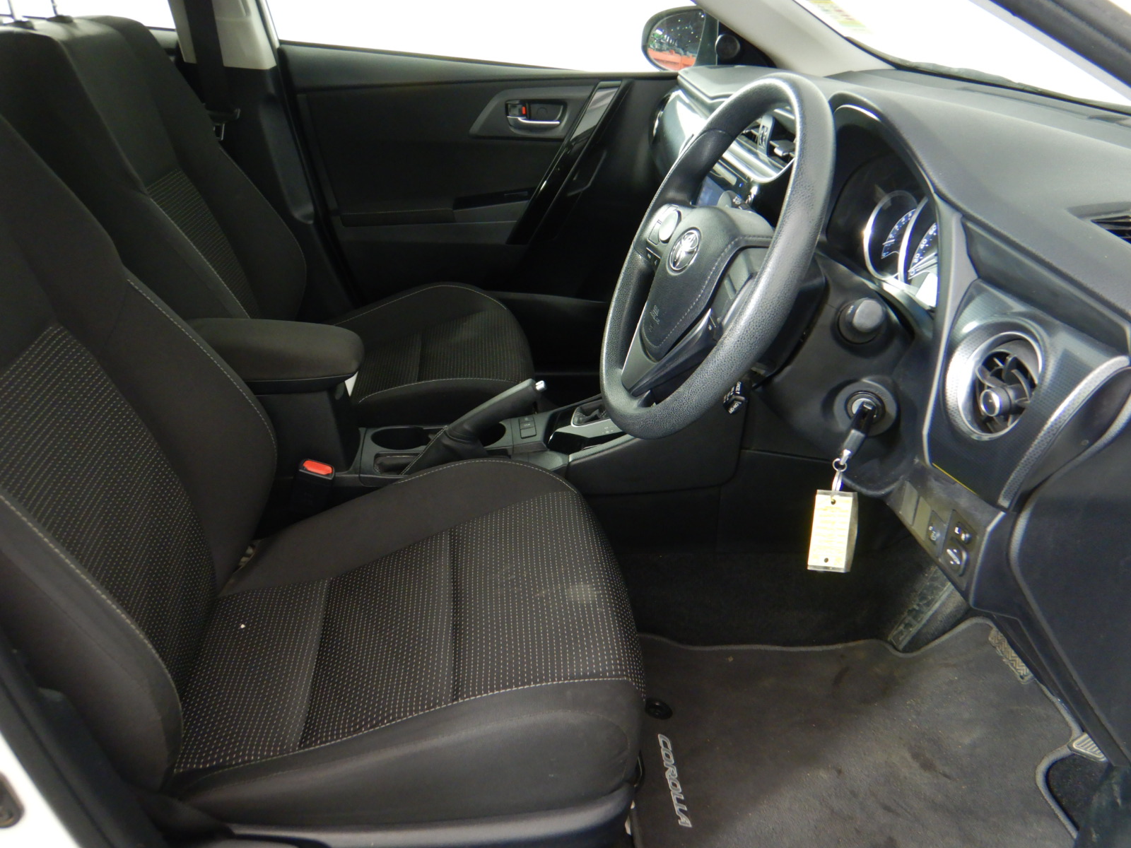 WILTON Armetale Belle Mont Small Square Serving Bowl, 9.25-Inch. NB: Slight