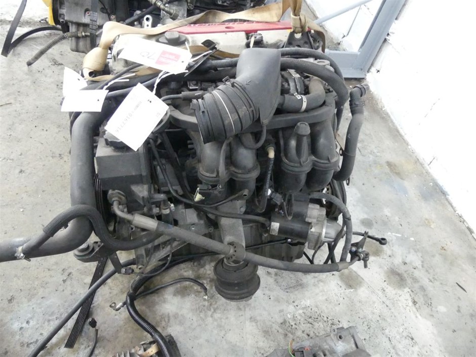 Pearl & Swarovski® Crystal Real Platinum Plated CBracelet