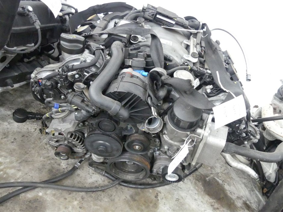 7-8mm Grade AB White Mix Shape Pearl with Real 18k Gold Plated Bracelet